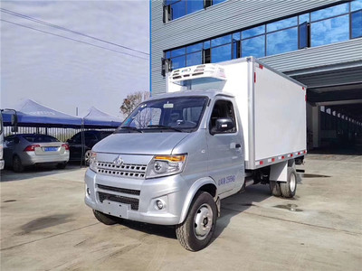 程力十八分公司 國六長安神騏T20冷藏車，城市冷鏈運輸的可靠伙伴